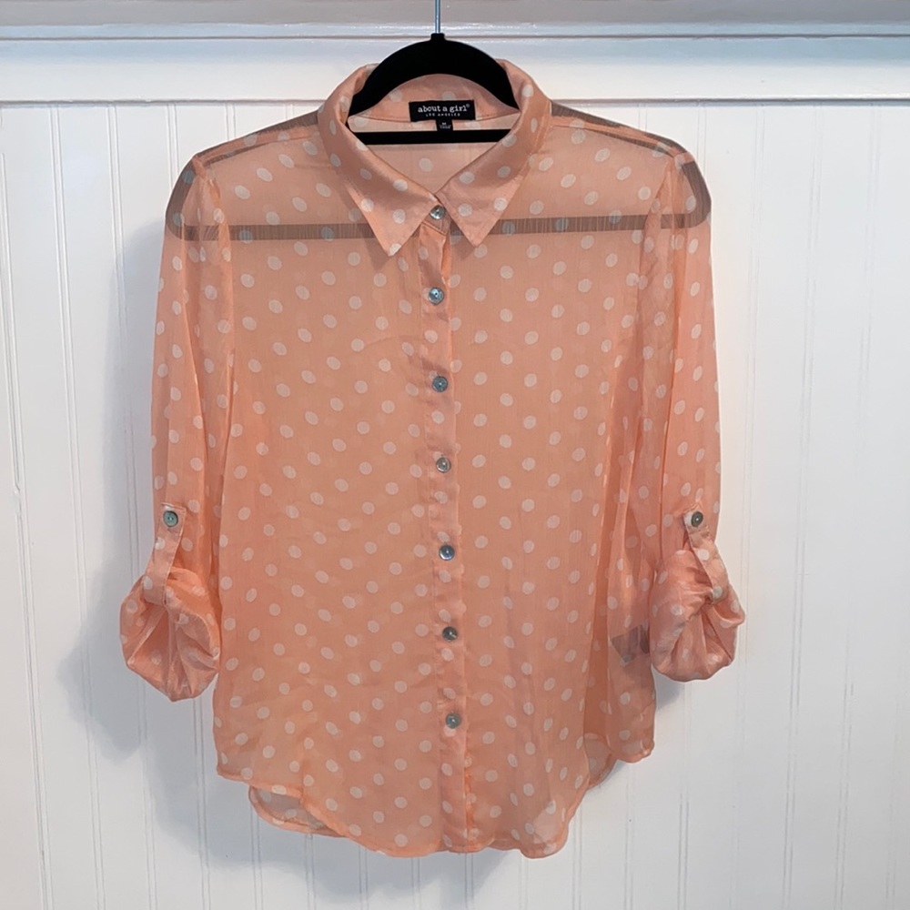 About A Girl Los Angeles Med Sheer Pink Button Up